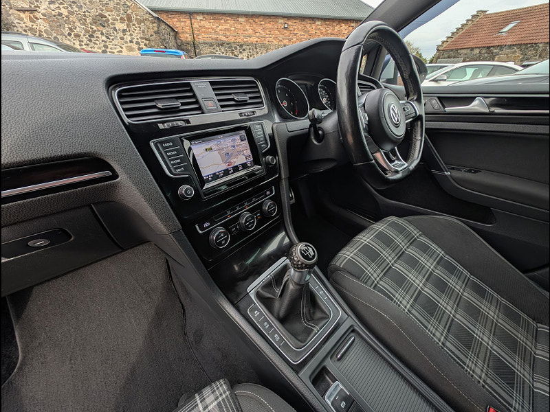 Volkswagen Golf 2.0L GTD Hatchback 5dr Diesel Manual Euro 6 (182 bhp) 5dr Manual 2025