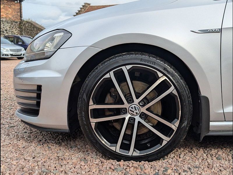 Volkswagen Golf 2.0L GTD Hatchback 5dr Diesel Manual Euro 6 (182 bhp) 5dr Manual 2025