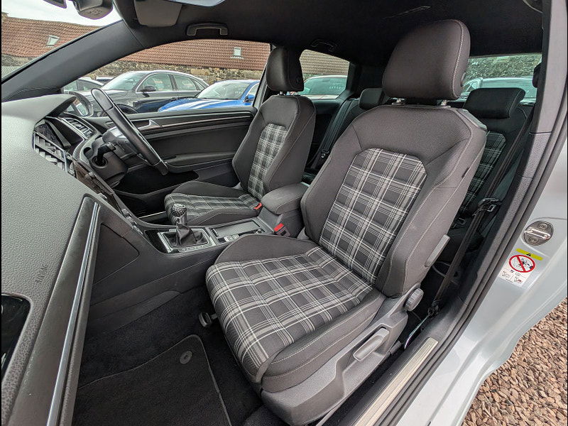 Volkswagen Golf 2.0L GTD TDI Hatchback 3dr Diesel Manual Euro 6 (182 bhp) 3dr Manual 2025