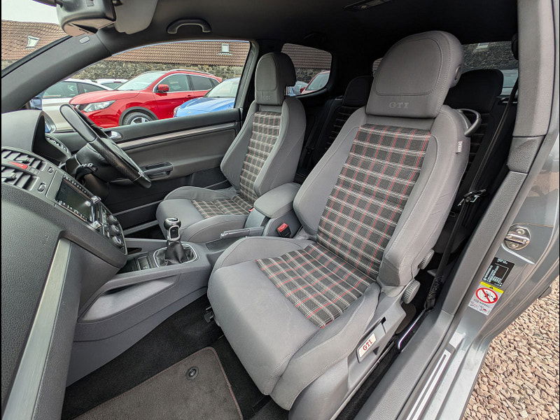 Volkswagen Golf 2.0L GTI Hatchback 3dr Petrol Manual Euro 4 (200 bhp) 3dr Manual 2025