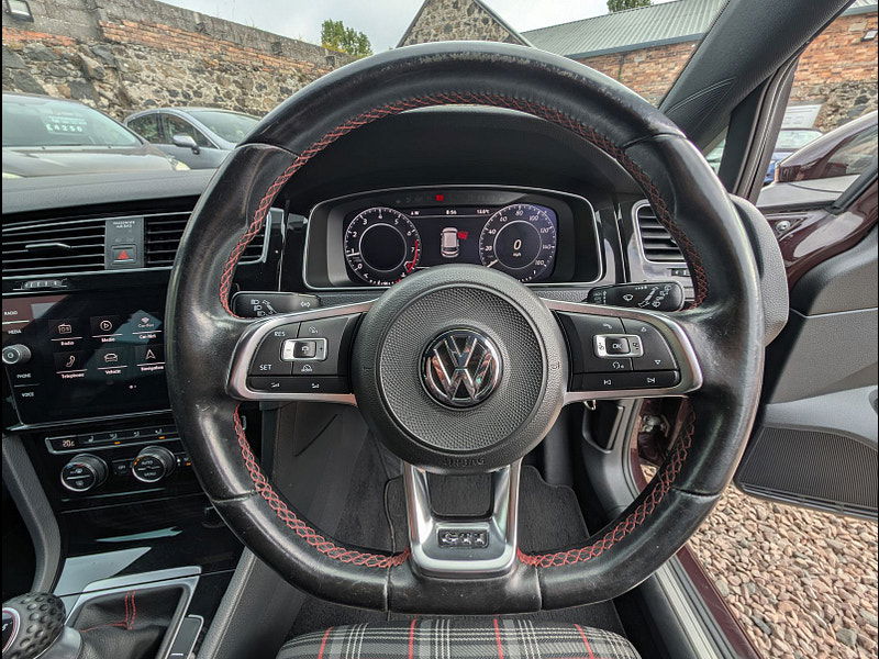 Volkswagen Golf 2.0L GTi TSi Hatchback 5dr Petrol Manual Euro 6 (227 bhp) 5dr Manual 2025