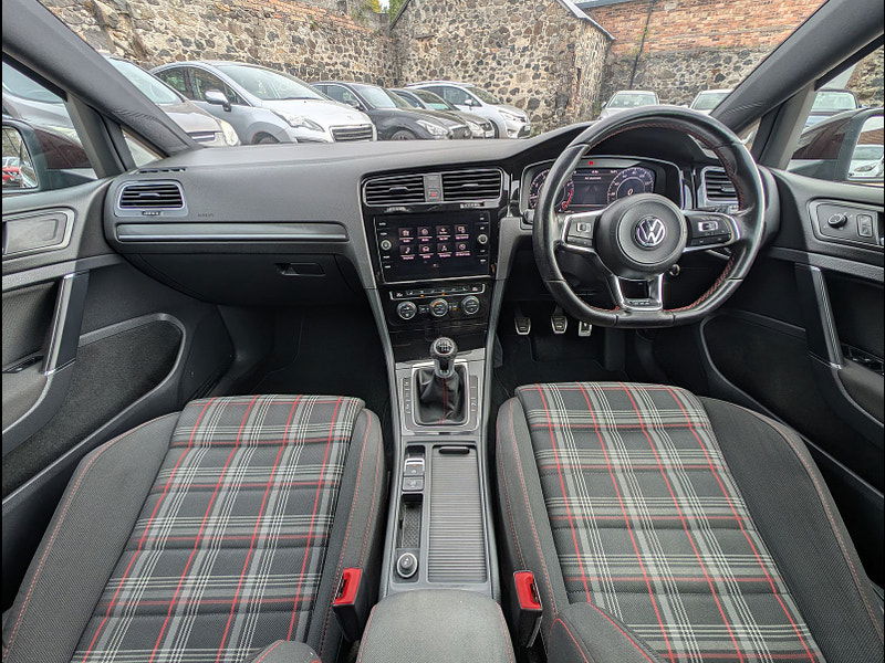 Volkswagen Golf 2.0L GTi TSi Hatchback 5dr Petrol Manual Euro 6 (227 bhp) 5dr Manual 2025