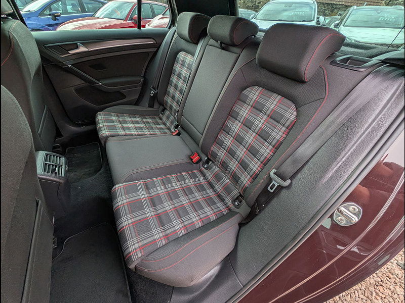 Volkswagen Golf 2.0L GTi TSi Hatchback 5dr Petrol Manual Euro 6 (227 bhp) 5dr Manual 2025