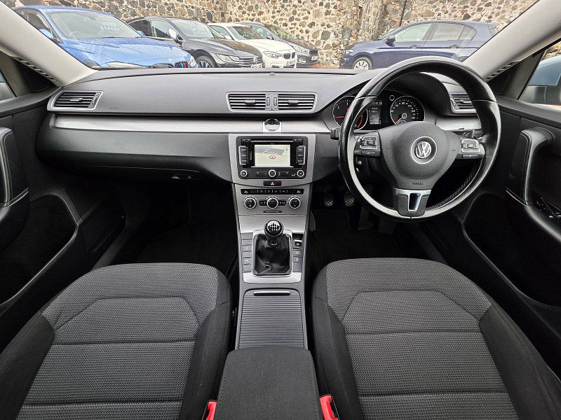 Volkswagen Passat 2.0L Highline TDI BlueMotion Technology Saloon 4dr Diesel Manual Euro 5 (138 bhp) 4dr Manual 2025