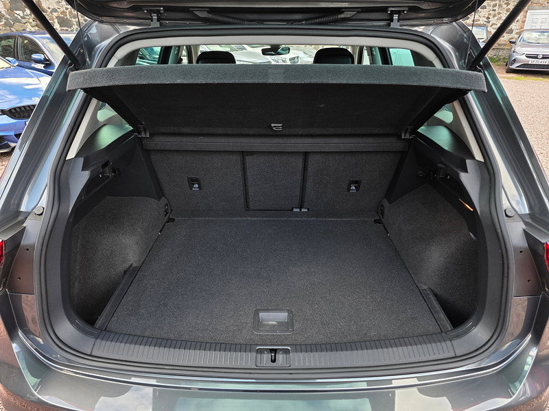 Volkswagen Tiguan 1.4 TSI SE Navigation SUV 5dr Petrol Manual Euro 6 (s/s) (125 ps) 5dr Manual 2026