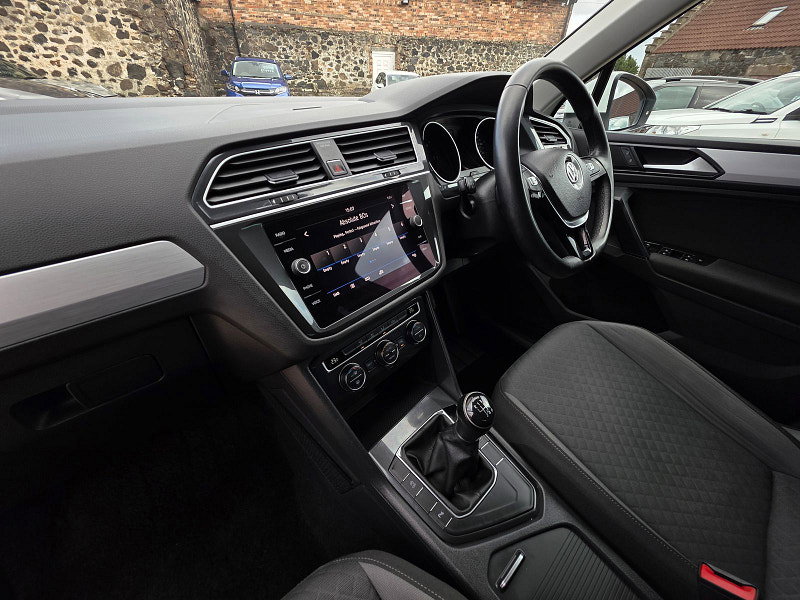 Volkswagen Tiguan 2.0 TDI SE SUV 5dr Diesel Manual Euro 6 (s/s) (150 ps) 5dr Manual 2026