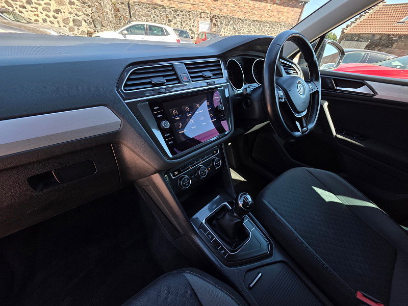 Volkswagen Tiguan 2.0 TDI SE SUV 5dr Diesel Manual Euro 6 (s/s) (150 ps) 5dr Manual 2026