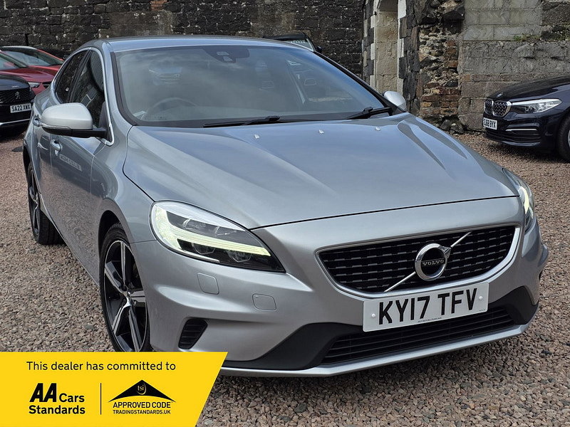 Volvo V40 2.0 D2 R-Design Nav Plus Hatchback 5dr Diesel Manual Euro 6 (s/s) (120 ps) 5dr Manual 2026