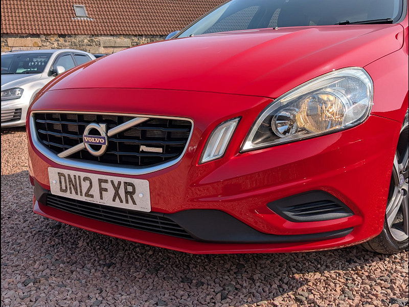 Volvo V60 1.6L R-Design Drive S/S Estate 5dr Diesel Manual Euro 5 (113 bhp) 5dr Manual 2025