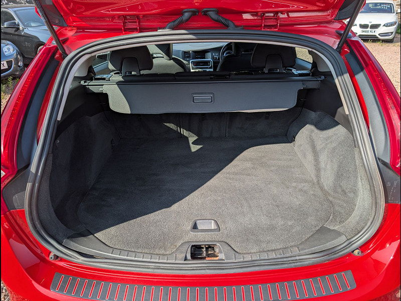Volvo V60 1.6L R-Design Drive S/S Estate 5dr Diesel Manual Euro 5 (113 bhp) 5dr Manual 2025