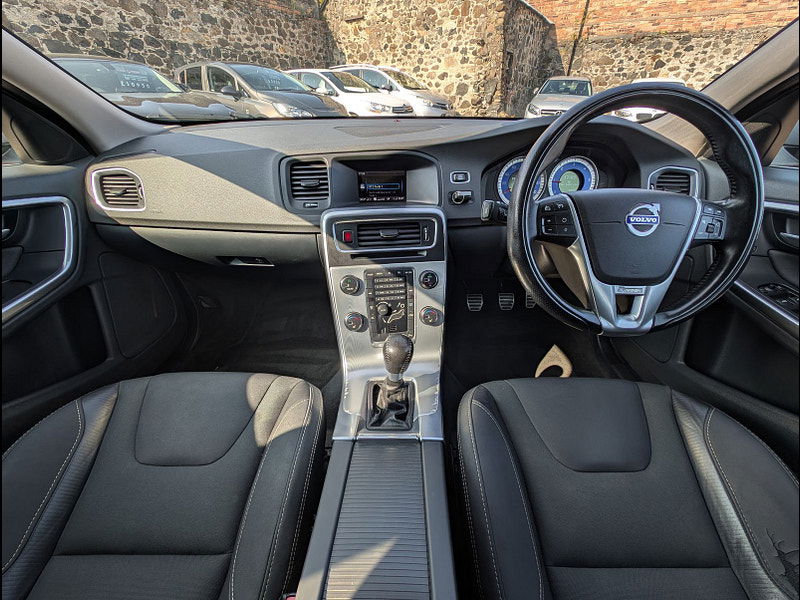 Volvo V60 1.6L R-Design Drive S/S Estate 5dr Diesel Manual Euro 5 (113 bhp) 5dr Manual 2025