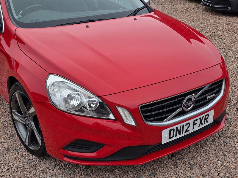 Volvo V60 1.6L R-Design Drive S/S Estate 5dr Diesel Manual Euro 5 (113 bhp) 5dr Manual 2025