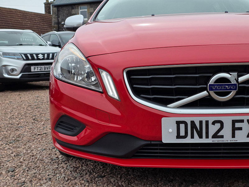 Volvo V60 1.6L R-Design Drive S/S Estate 5dr Diesel Manual Euro 5 (113 bhp) 5dr Manual 2025