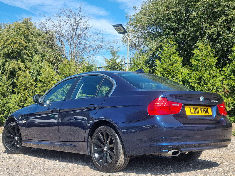 BMW 3 Series 2.0 320d Exclusive Edition Euro 5 (s/s) 4dr 4dr Manual 2025