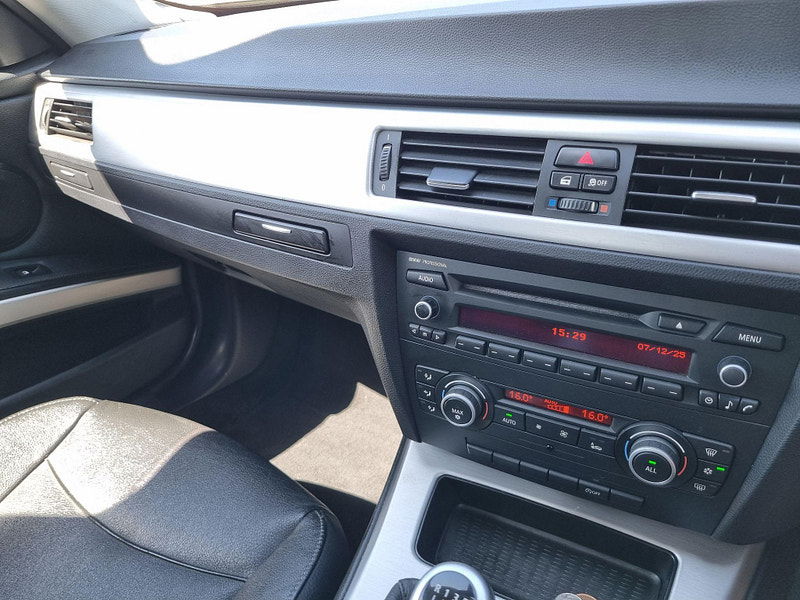 BMW 3 Series 2.0 320d Exclusive Edition Euro 5 (s/s) 4dr 4dr Manual 2025