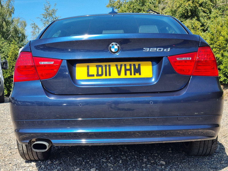 BMW 3 Series 2.0 320d Exclusive Edition Euro 5 (s/s) 4dr 4dr Manual 2025