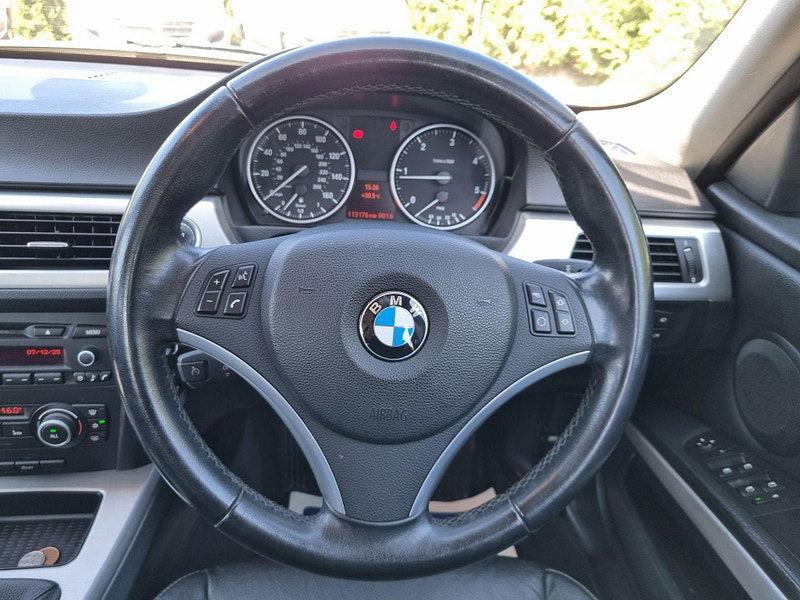BMW 3 Series 2.0 320d Exclusive Edition Euro 5 (s/s) 4dr 4dr Manual 2025