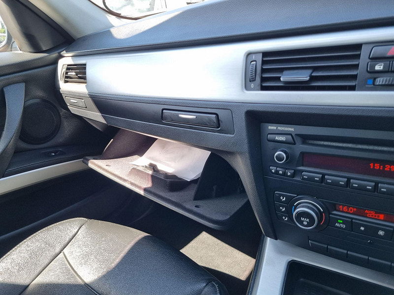 BMW 3 Series 2.0 320d Exclusive Edition Euro 5 (s/s) 4dr 4dr Manual 2025