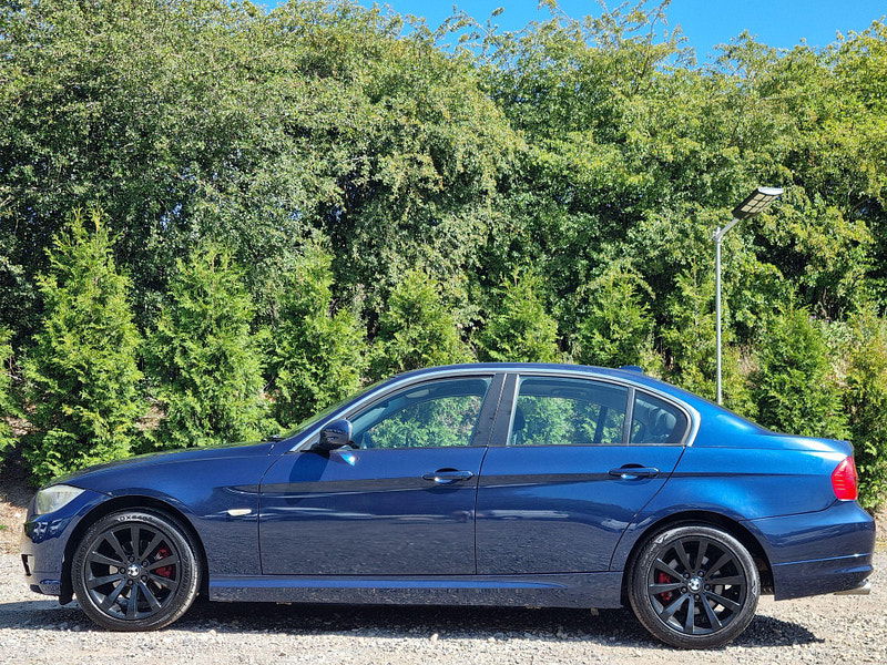 BMW 3 Series 2.0 320d Exclusive Edition Euro 5 (s/s) 4dr 4dr Manual 2025