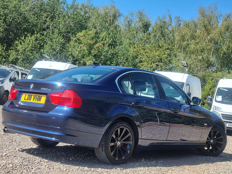 BMW 3 Series 2.0 320d Exclusive Edition Euro 5 (s/s) 4dr 4dr Manual 2025
