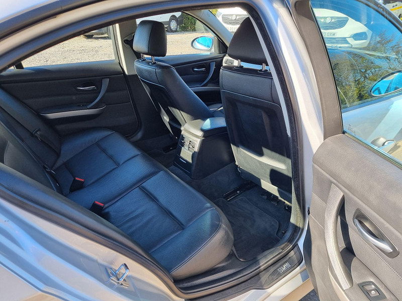 BMW 3 Series 2.0 320d SE Euro 4 4dr 4dr Manual 2025