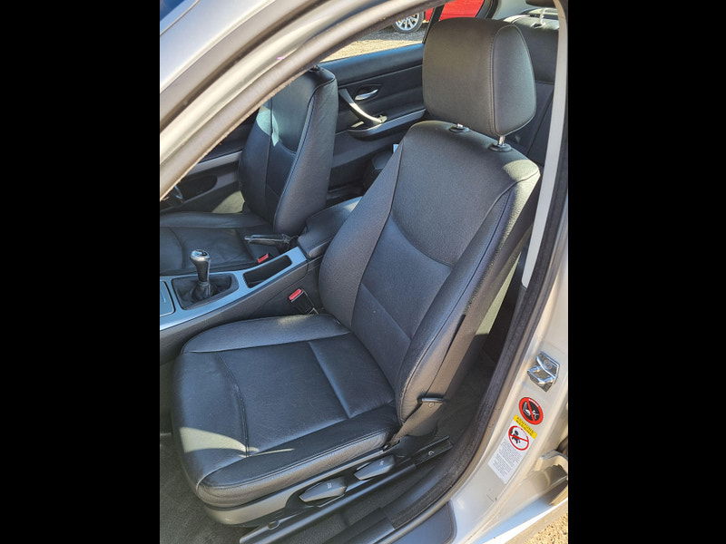 BMW 3 Series 2.0 320d SE Euro 4 4dr 4dr Manual 2025