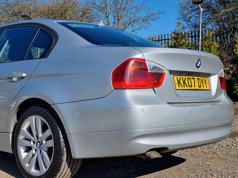 BMW 3 Series 2.0 320d SE Euro 4 4dr 4dr Manual 2025
