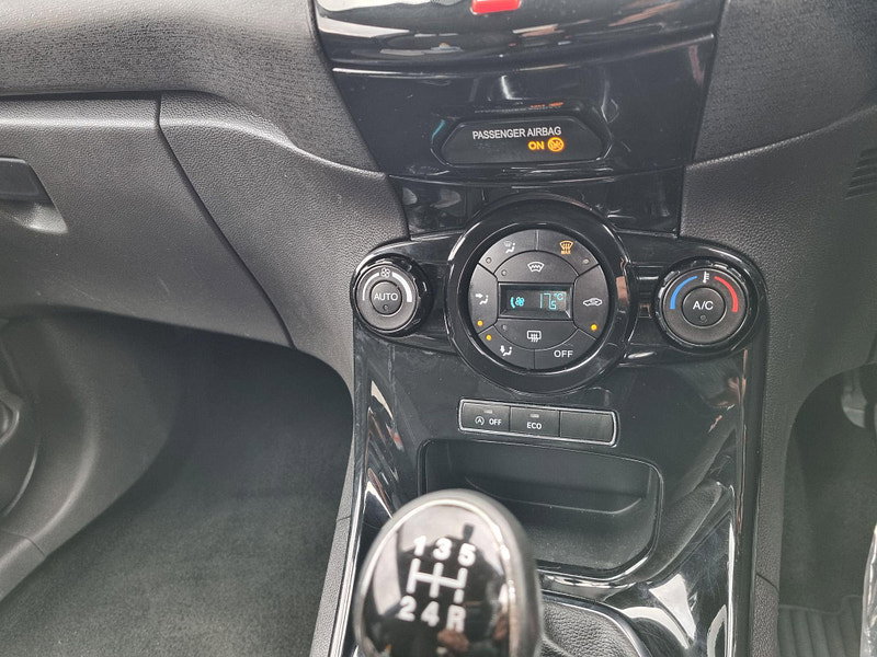 Ford Fiesta 1.0T EcoBoost Titanium Euro 6 (s/s) 5dr 5dr Manual 2026