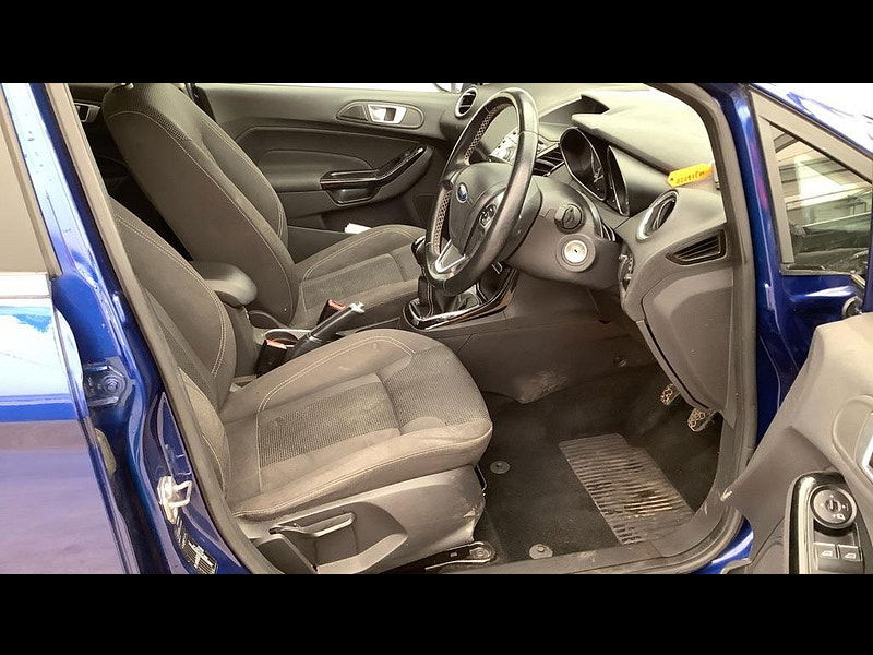 Ford Fiesta 1.0T EcoBoost Titanium Euro 6 (s/s) 5dr 5dr Manual 2025