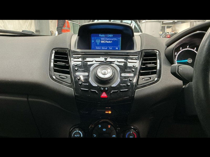 Ford Fiesta 1.0T EcoBoost Titanium Euro 6 (s/s) 5dr 5dr Manual 2025