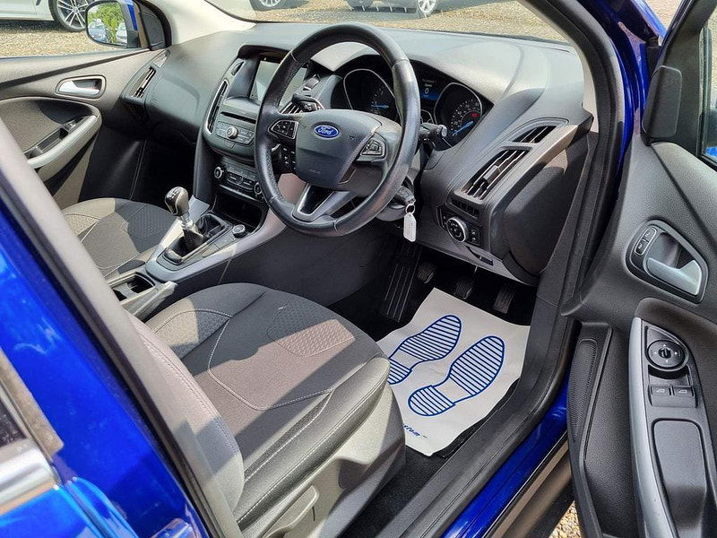Ford Focus 1.5 TDCi Zetec Edition Euro 6 (s/s) 5dr 5dr Manual 2025