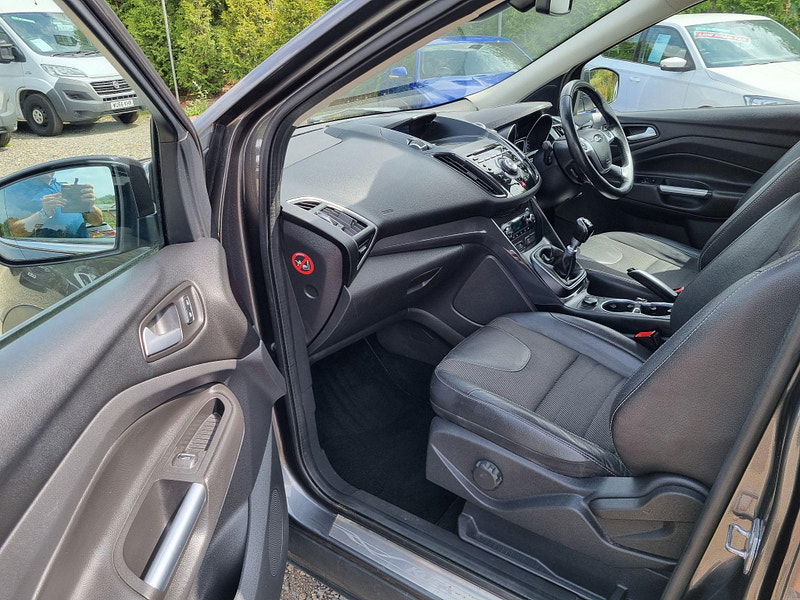 Ford Kuga 2.0 TDCi Titanium AWD Euro 6 (s/s) 5dr 5dr Manual 2025