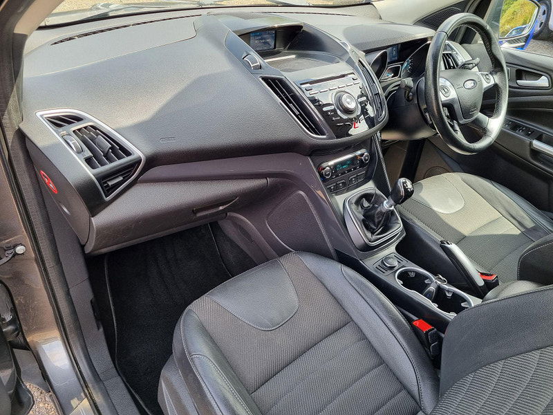Ford Kuga 2.0 TDCi Titanium AWD Euro 6 (s/s) 5dr 5dr Manual 2025