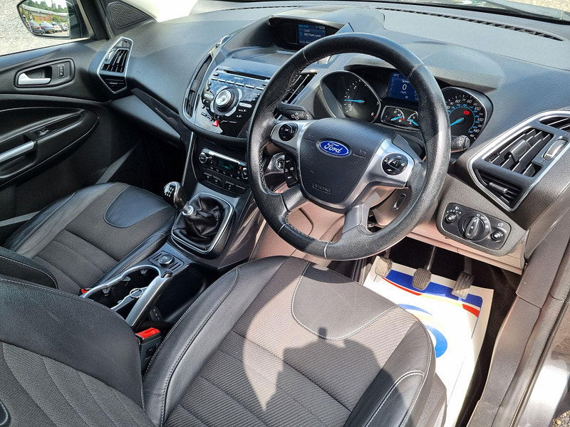 Ford Kuga 2.0 TDCi Titanium AWD Euro 6 (s/s) 5dr 5dr Manual 2025