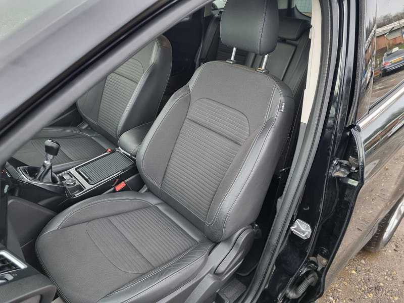 Ford Kuga 2.0 TDCi Titanium AWD Euro 6 (s/s) 5dr 5dr Manual 2026