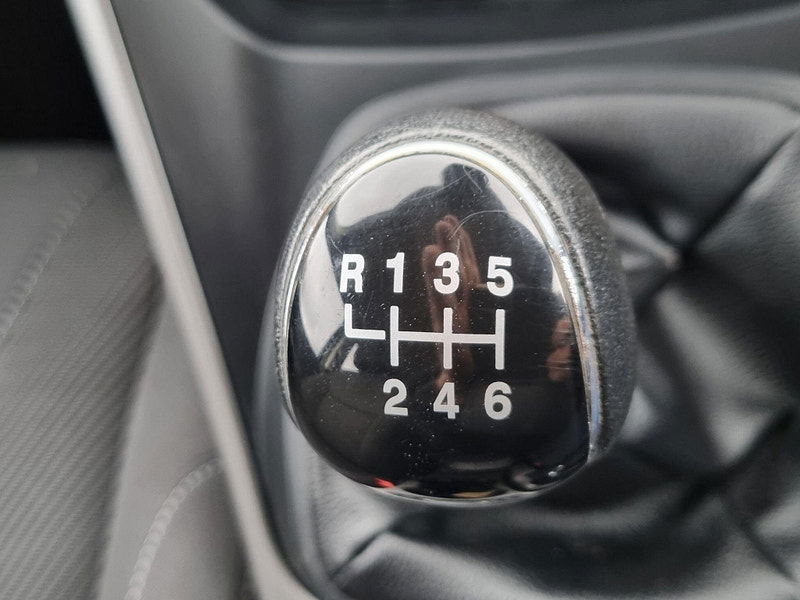 Ford Kuga 2.0 TDCi Zetec 2WD Euro 6 (s/s) 5dr 5dr Manual 2026