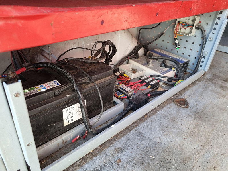 Ford Transit CREW VAN SIDE WINDOWS 115 T350L D/C RWD 0dr  2025