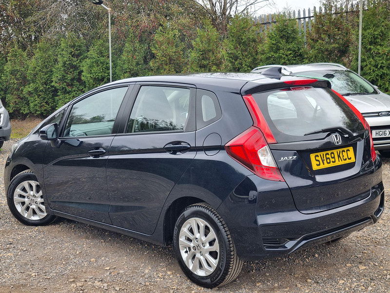 Honda Jazz 1.3 i-VTEC SE Navi Euro 6 (s/s) 5dr 5dr Manual 2025