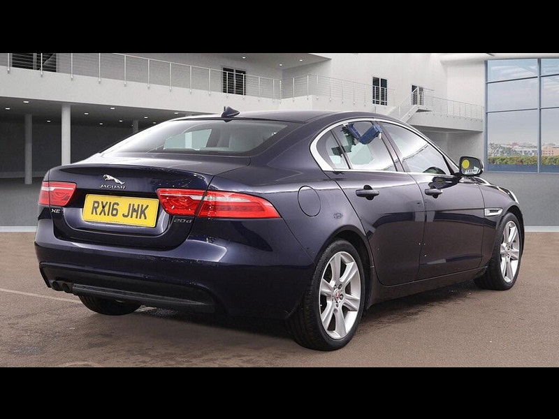 Jaguar XE 2.0d Portfolio Auto Euro 6 (s/s) 4dr 4dr Automatic 2026