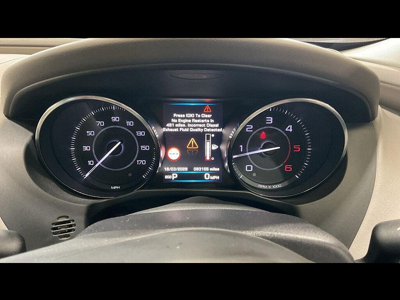 Jaguar XE 2.0d Portfolio Auto Euro 6 (s/s) 4dr 4dr Automatic 2026