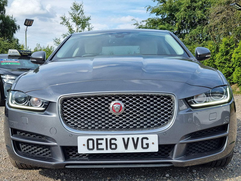 Jaguar XE 2.0d Portfolio Auto Euro 6 (s/s) 4dr 4dr Automatic 2024