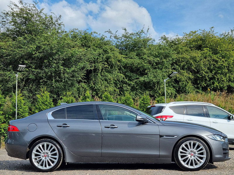 Jaguar XE 2.0d Portfolio Auto Euro 6 (s/s) 4dr 4dr Automatic 2024