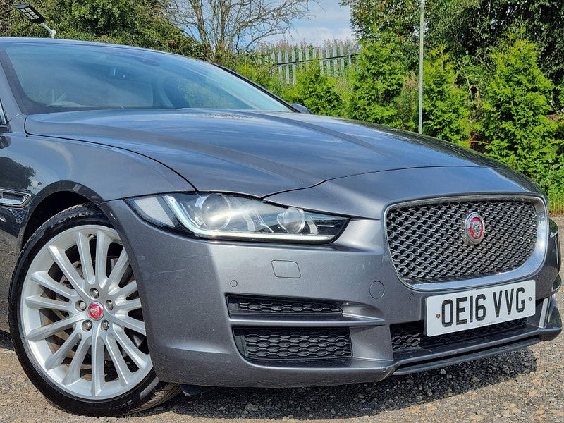 Jaguar XE 2.0d Portfolio Auto Euro 6 (s/s) 4dr 4dr Automatic 2024