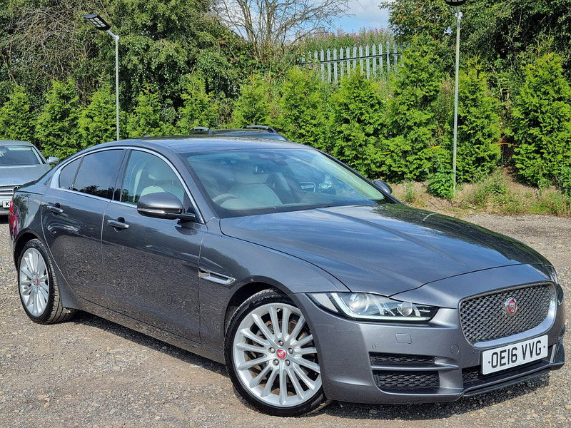 Jaguar XE 2.0d Portfolio Auto Euro 6 (s/s) 4dr 4dr Automatic 2024