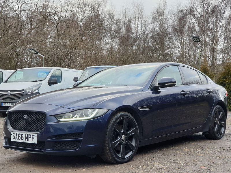 Jaguar XE 2.0d Portfolio Auto Euro 6 (s/s) 4dr 4dr Automatic 2025