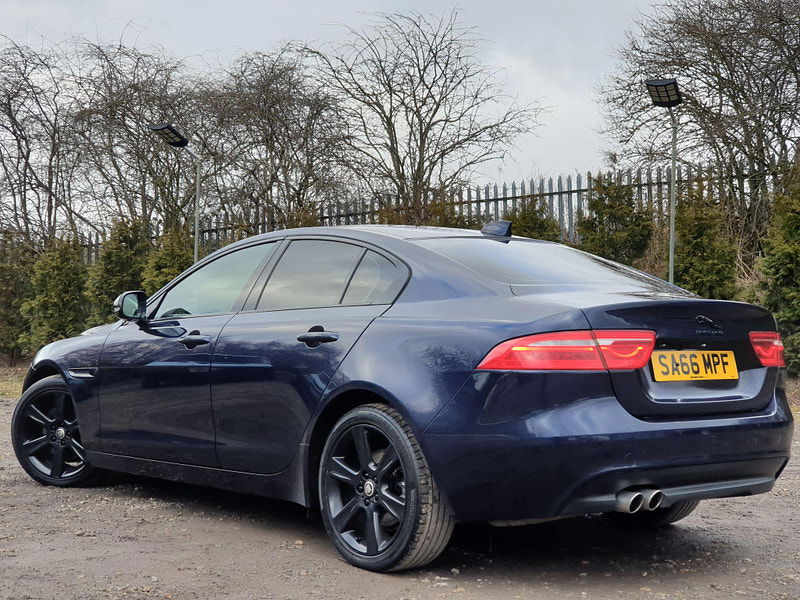 Jaguar XE 2.0d Portfolio Auto Euro 6 (s/s) 4dr 4dr Automatic 2025