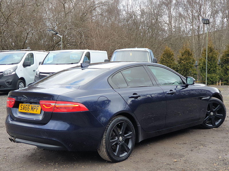 Jaguar XE 2.0d Portfolio Auto Euro 6 (s/s) 4dr 4dr Automatic 2025