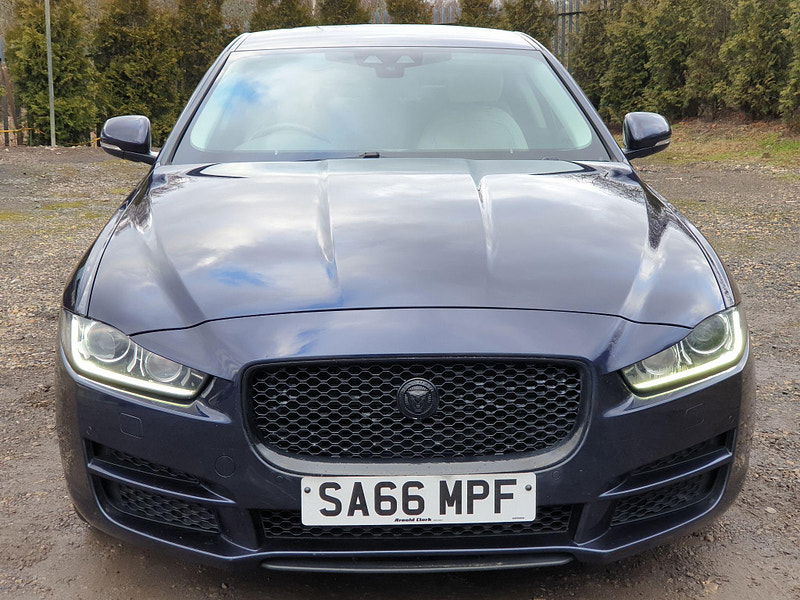 Jaguar XE 2.0d Portfolio Auto Euro 6 (s/s) 4dr 4dr Automatic 2025