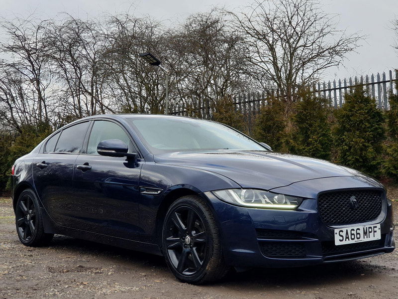 Jaguar XE 2.0d Portfolio Auto Euro 6 (s/s) 4dr 4dr Automatic 2025