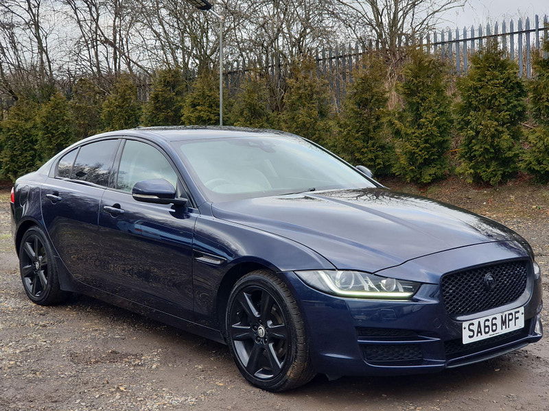 Jaguar XE 2.0d Portfolio Auto Euro 6 (s/s) 4dr 4dr Automatic 2025